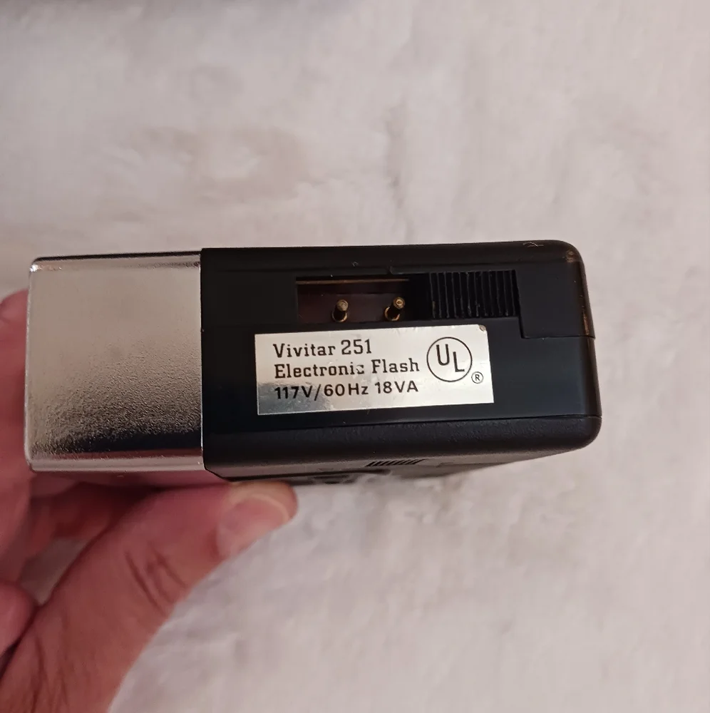 Vintage Vivitar 251 Electronic Flash